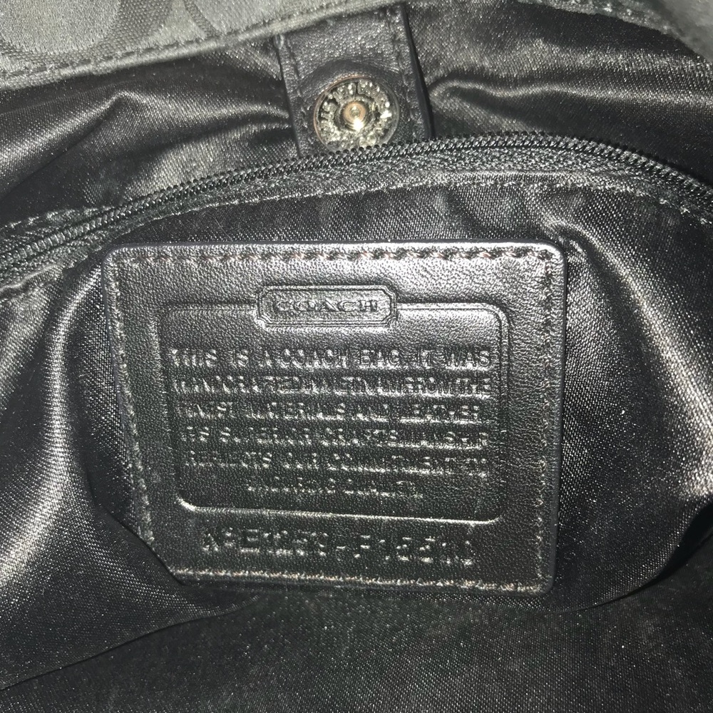 Authentic Coach bag - Picture 3 of 6